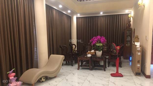 Cho thuê biệt thự tại Riviera Cove Quận 9 gồm 1 trệt 2 lầu, diện tích đất 570m2 13480063