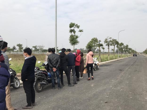 Bán 3 lô đất nền sổ đỏ cạnh khu công nghiệp Từ Sơn Bắc Ninh 140m2, mặt tiền 6m, mặt đường 15m 13492162