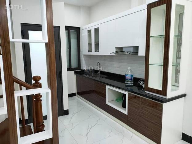 Nhà mới đẹp, phố 8/3, DT: 39m2, 5 tầng, MT: 4m, KD tốt, gần phố, giá 4.75 tỷ 13493305