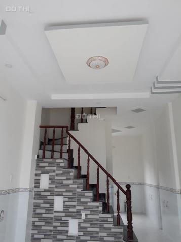 Nhà mới xây (1 trệt, 1 lầu)80m2, TT 750tr, giá 100%, SHR, bao sang tên 0902160844 13495241