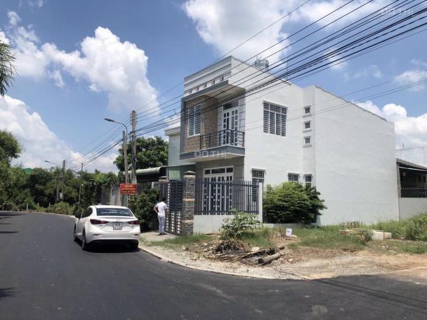 Bán nhà mặt phố tại đường DX 077, Phường Định Hòa, Thủ Dầu Một, Bình Dương DT 100m2 giá 2.6 tỷ 13500827