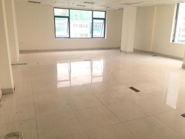 Tòa văn phòng mới xây ngã tư Khuất Duy Tiến - Nguyễn Trãi cho thuê 120m2 giá rẻ 13511361