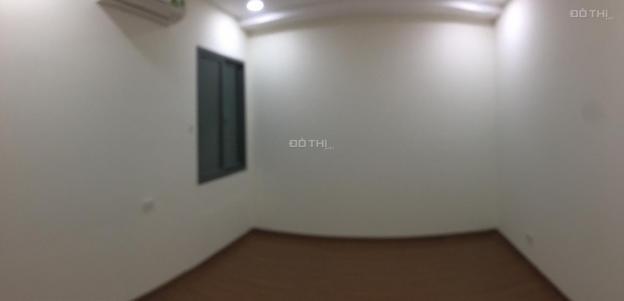 Chính chủ cần bán căn hộ 95m2, tại Eco Green Nguyễn Xiển, giá 2,8 tỷ, LH: 0976991098 13512580