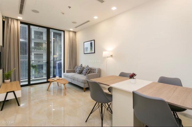Chuyên cho thuê căn hộ Vinhomes Golden River 1,2,3,4 pn, giá tốt nhất thị trường. DT: 0938.897.832 13512934