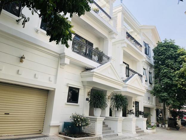 Chính chủ BT Villa 1 Hyundai siêu vip, Hà Đông 200m2 tặng toàn bộ nội thất LH: 0963161697 13514091
