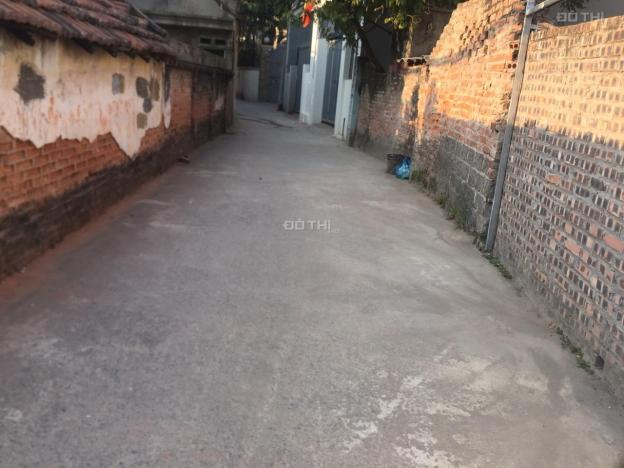 Không sử dụng đến gia đình cần bán gấp thửa đất tại phố Tư Đình, Long Biên 13515255