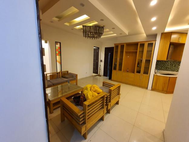Cho thuê căn hộ chung cư ngõ 238 Hoàng Quốc Việt 120m2 3PN đồ cơ bản nhà đẹp vào ở ngay 13540240
