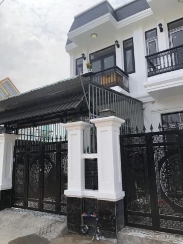 Bán nhà đẹp liền kề tại đường Đoàn Nguyễn Tuấn, Hưng Long, Bình Chánh, giá hấp dẫn 13521045