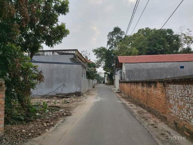 Bán 6x11m đất Lai Sơn - Đồng Tâm - Vĩnh Yên, đường ô tô tránh nhau. Ngay khu Đồng Hin, giá 600tr 13498834