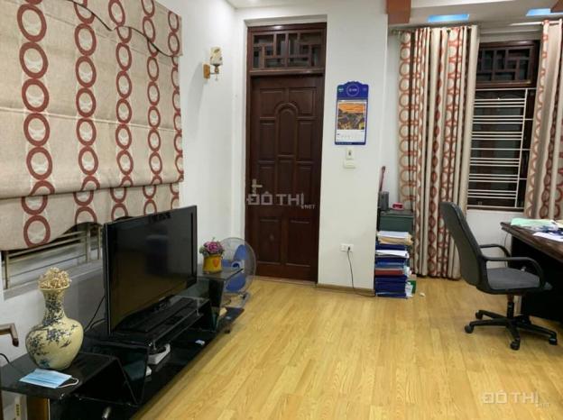 Cho thuê nhà riêng 4 tầng có gara ô tô Thạch Bàn, Long Biên, 66 m2/sàn. Giá: 18 triệu/tháng 13546077