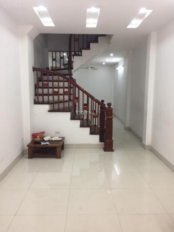 Cho thuê nhà 5 tầng Nguyễn Sơn, Bồ Đề, Long Biên. 40m2/sàn, giá: 12 triệu/tháng, Lh: 0328769990 13548782