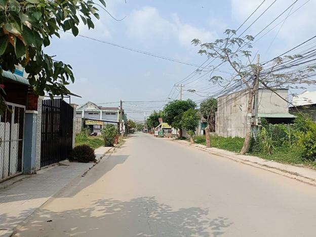 Cần bán lô đất thổ cư SHR có DT 7x21m/850tr ở xã Đức Hòa Thượng, dân xum, đường xe con - 0889841300 13555531