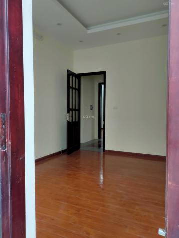 Bán nhà ngõ 254 Tam Trinh - Yên Sở, DT sổ 71m2 x 3T đẹp, về ở ngay, giá 4,2 tỷ 13555842