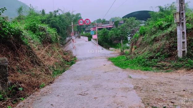 Bán đất Lương Sơn 2800m2 bám suối lớn, cách đường nhựa lớn 200m, giá chỉ hơn tỷ 13557475