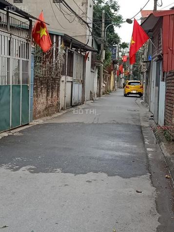Đất đẹp, đường bàn cờ, 54m2, thuộc Kẻ Tạnh, phường Giang Biên, đường nhựa ô tô tránh xe máy 13557708