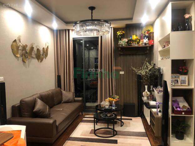 Chính chủ cần bán căn 2 phòng ngủ 72m2, toà A8, view hồ, full nội thất, giá 2.59 tỷ có thương lượng 13565447