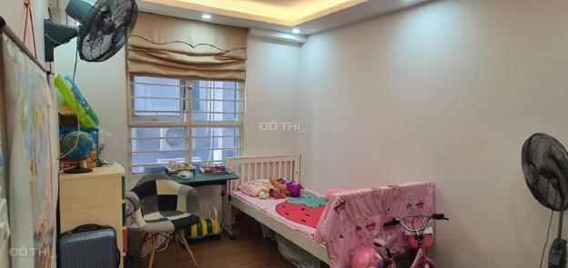 Cần bán CC N09B1 Thành Thái 86.3m2 chia 2 ngủ full nội thất, tầng đẹp về ở ngay 13566377