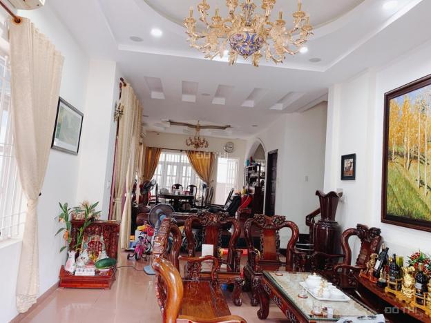 Bán biệt thự đường Đỗ Pháp Thuận, An Phú An Khánh Quận 2, DT 10x20m, giá tốt 38 tỷ, nhà đẹp 13387226