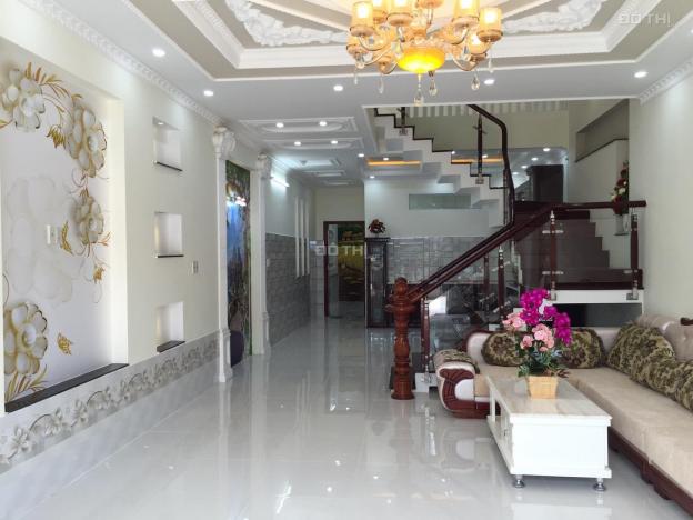 Cho thuê nhà mặt tiền đường Đinh Tiên Hoàng, trệt 2 lầu, dt: 4,5x22m, giá 25 triệu/th 13568616