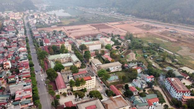Bán đất nền dự án tại dự án Vincom Sơn La, Sơn La, Sơn La diện tích 100m2 giá 15 triệu/m2 13580316