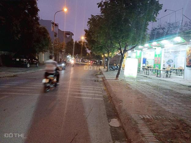 Đất mặt phố Vũ Xuân Thiều, P Sài Đồng, 90m2, kinh doanh đỉnh, nằm trên mặt phố kinh doanh sầm uất 13583376