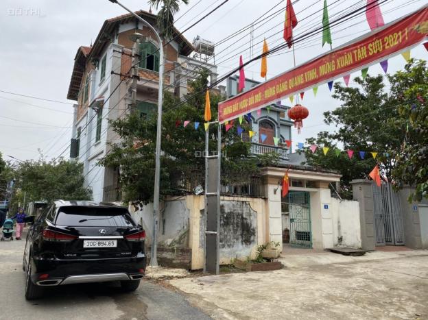 Bán nhà đẹp DT 153 m2, 3 mặt tiền thuộc Xuân Sơn thị xã Sơn Tây Tp Hà Nội 13585040