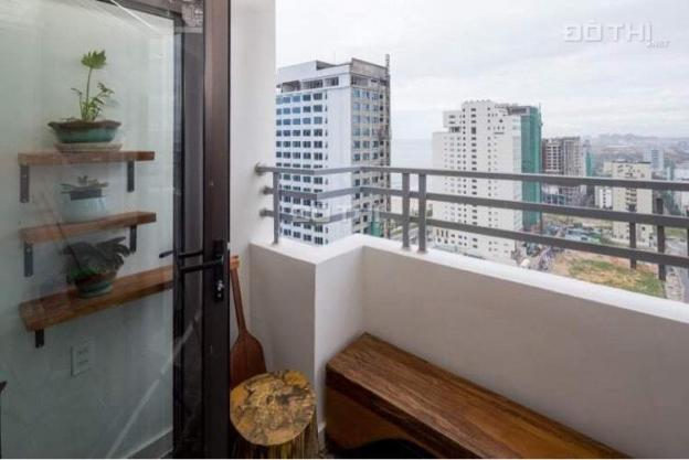Bán căn hộ Mường Thanh Sơn Trà, 2 phòng ngủ, view nhìn Biển. Giá: 2.4 tỷ, 0905358699 13586196