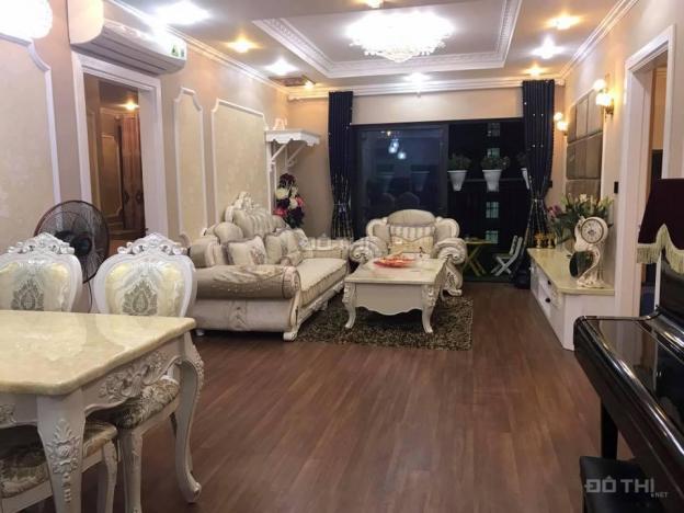 Cho thuê căn hộ 2 PN đủ đồ nội thất chung cư Vinhomes Nguyễn Chí Thanh. LH hotline: 0974429283 13588919