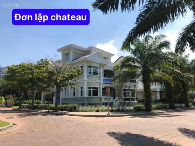Bán biệt thự đơn lập góc 2 mặt tiền khu vip Chateau, Phú Mỹ Hưng, Quận 7 giá 130 tỷ 13590140