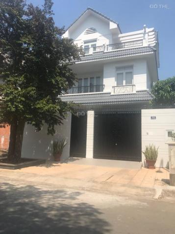Cho thuê căn biệt thự đơn lập KDC Khang An Phú Hữu, Q9, 5 ngủ 1 thờ, 4WC 13596361