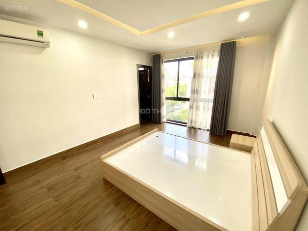 Gia đình cần bán villas Hà Đô Centrosa Q. 10. DT: 5.5m x 16m, trệt 2 lầu ST, giá 35 tỷ 13600055