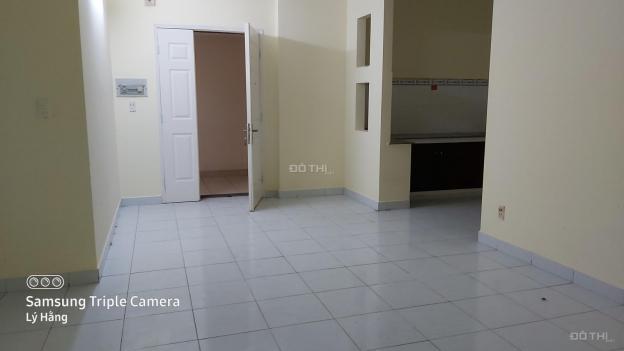 Cho thuê căn hộ Lê Thành khu B An Dương: 70m2, 2PN, 2WC, giá 5 tr/tháng, sạch đẹp 13604444