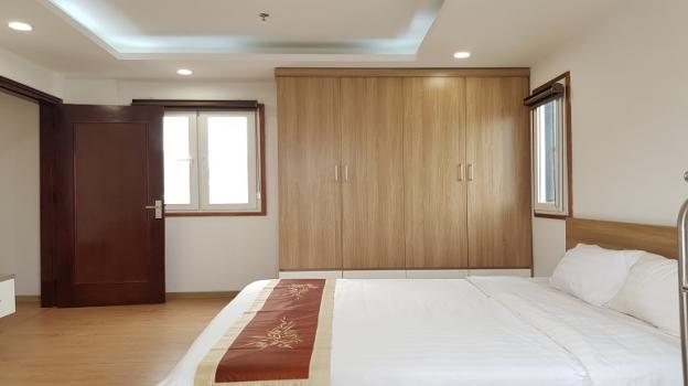 Cho thuê căn hộ dịch vụ tại Yên Phụ, Tây Hồ, 65m2, 1PN, đầy đủ nội thất hiện đại, ban công 13804850