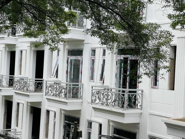 Mở bán nhà phố biệt thự đồng bộ có thang máy mặt tiền duy nhất tại Tân Phú, tiện ở lợi kinh doanh 13612521