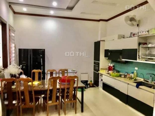 Nhà mặt đường Nguyễn Khang, mặt tiền lớn, KD đỉnh, 56m2, giá 10.8 tỷ 13617463