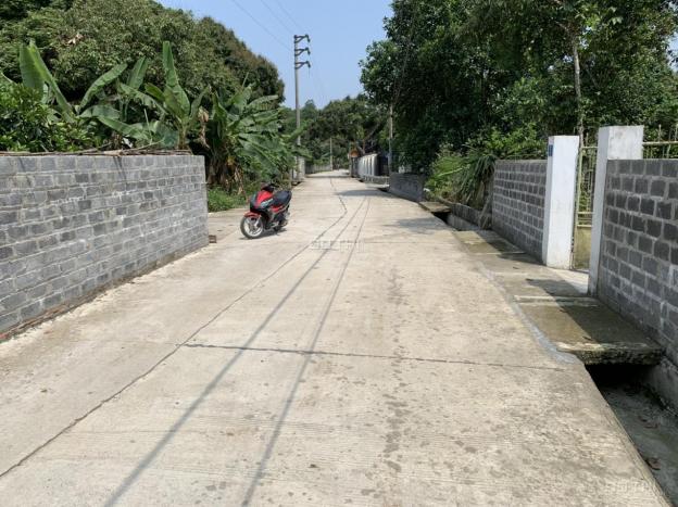 Cần bán gấp 1028m2 đất thổ cư bám suối đẹp tại thị trấn Lương Sơn, Hòa Bình 13622342