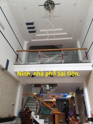 Nhà HXH ngủ trong nhà Huỳnh Văn Nghệ, P15, Tân Bình, 68m2, 3 tầng. Ninh nhà phố 13627175