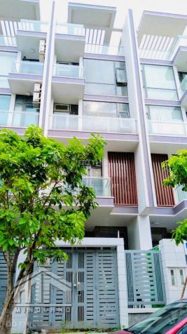 Bán nhà hoàn thiện có thang máy 5x17m, trệt + 4 lầu trong KDC Vạn Phúc City Thủ Đức 13627814