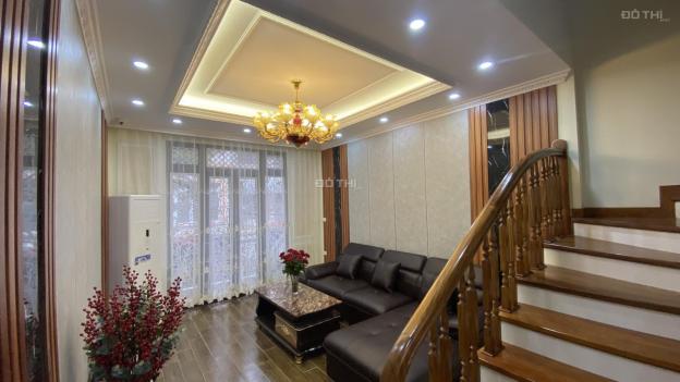 Gia đình định cư nước ngoài bán LK mặt phố Làng Việt Kiều Châu Âu. DT 86m2*5T giá 13 tỷ 13629371