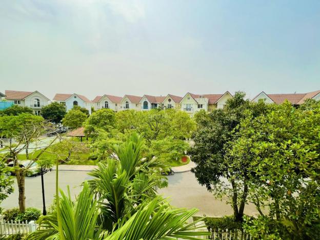 Biệt thự Hoa Lan 8, 225m2, hướng ĐN, vườn hoa, đã hoàn thiện Vinhomes Riverside, sông lớn 13634413