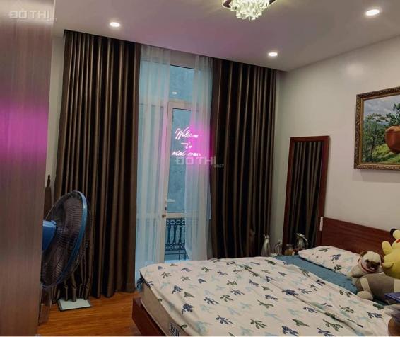 Chính chủ bán gấp nhà Thái Thịnh Đống Đa 45m2 5,9 tỷ tặng toàn bộ nội thất hơn 1 tỷ, 0904833848 13642897