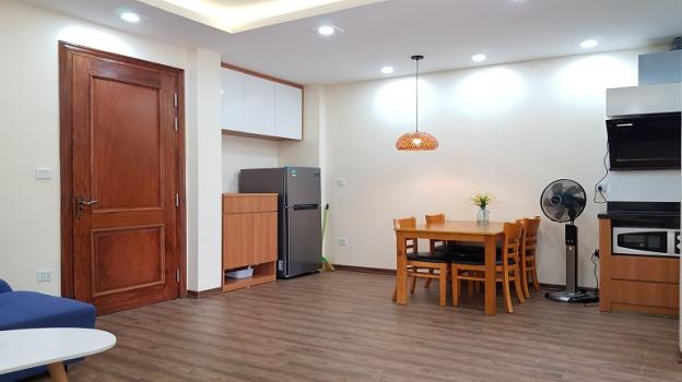 Cho thuê căn hộ giá rẻ tại Đặng Thai Mai, Tây Hồ, 50m2, 1PN, đầy đủ nội thất 13784711
