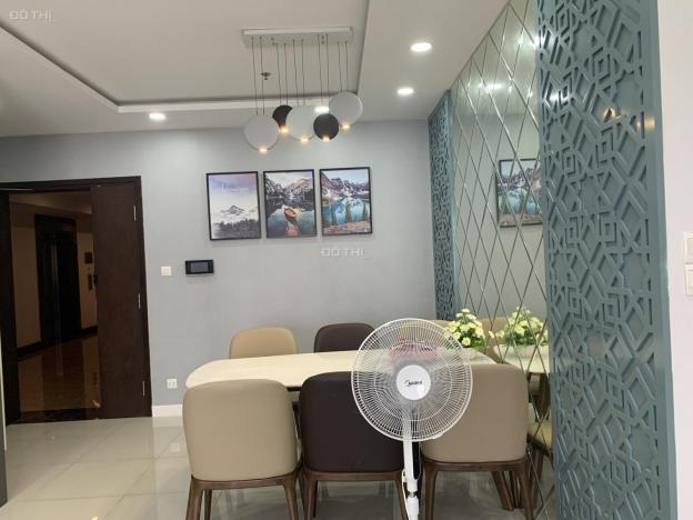 Cho thuê Sunrise City khu Central hồ bơi vô cực - 2PN 2Wc giá 17tr/th view hồ bơi cực đại 13646348