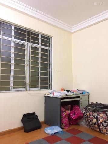 Cần bán nhà Tả Thanh Oai, 35m2 * 3 tầng, gần trường cao đẳng KT, giá 1,8 tỷ, LH: 0986.92.89.06 13651052