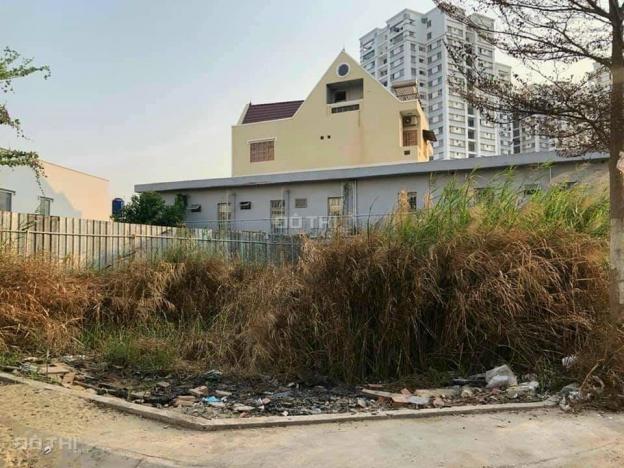Cần bán lô đất biệt thự hẻm 8m Huỳnh Tấn Phát, Nhà Bè, DT 10x13m. Giá 36 triệu/m2 13654201