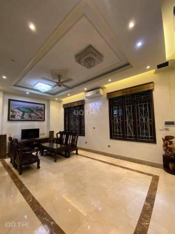 Bán nhà mặt phố Nguyễn Trường Tộ - Ba Đình, DT: 110m2, 10 tầng thang máy, vị trí đẹp, kinh doanh 13656129