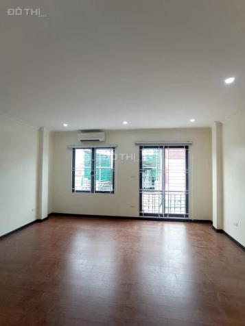 Bán gấp nhà riêng thang máy ngõ Nhân Hòa: Gara ô tô - KD: 50m2, 7T chỉ 8.9 tỷ 13665580