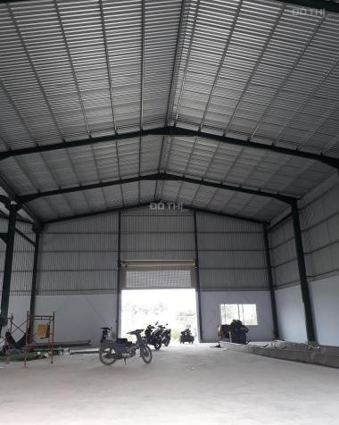 Kho 1000m2 đường Liên Phường giá 100 triệu/tháng 13668179