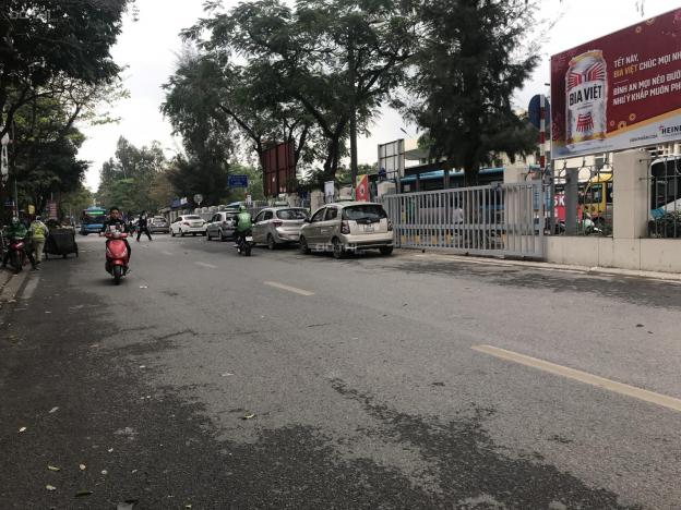 Bán đất kinh doanh mặt phố Ngô Gia Khảm, DT 50m2, đối diện bến xe Gia Lâm, giá 8,4 tỷ 13668232