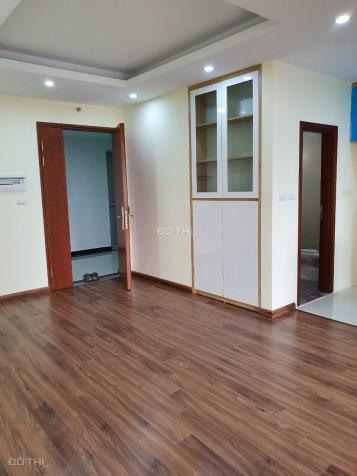 (Hot) cho thuê căn hộ 3 phòng ngủ nội thất cơ bản căn góc đẹp dự án N04 UDIC Trần Duy Hưng 13671067